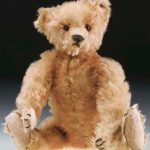 A Steiff teddy bear with apricot mohair