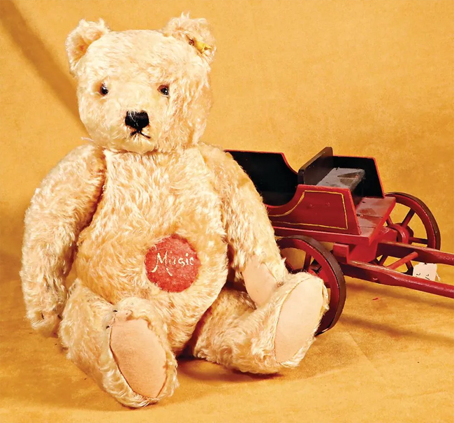 STEIFF 1950s-era Steiff musical Teddy bear